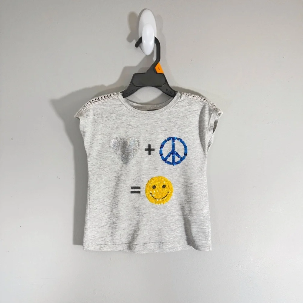 The Children’s Place Lace Shoulder Top Girl’s Size 4 XS Heart Peace Smiley Face